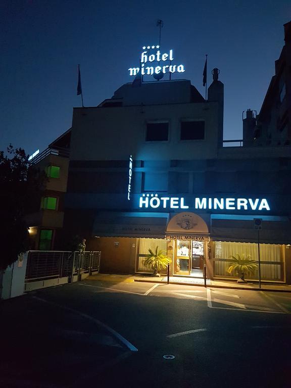 Hotel Minerva Порденоне Екстериор снимка